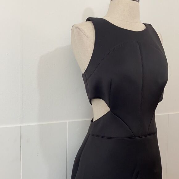 Hunterbelle Scuba Cut Out Midi Body Con Dress - Picture 4 of 8